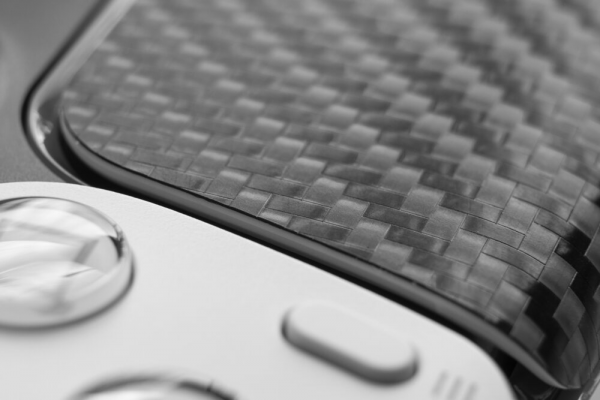 Carbon Skins passend für PS5 Digital Version in schwarz mit 3D Effekt